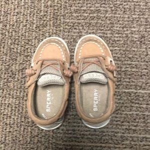 Kid shoes